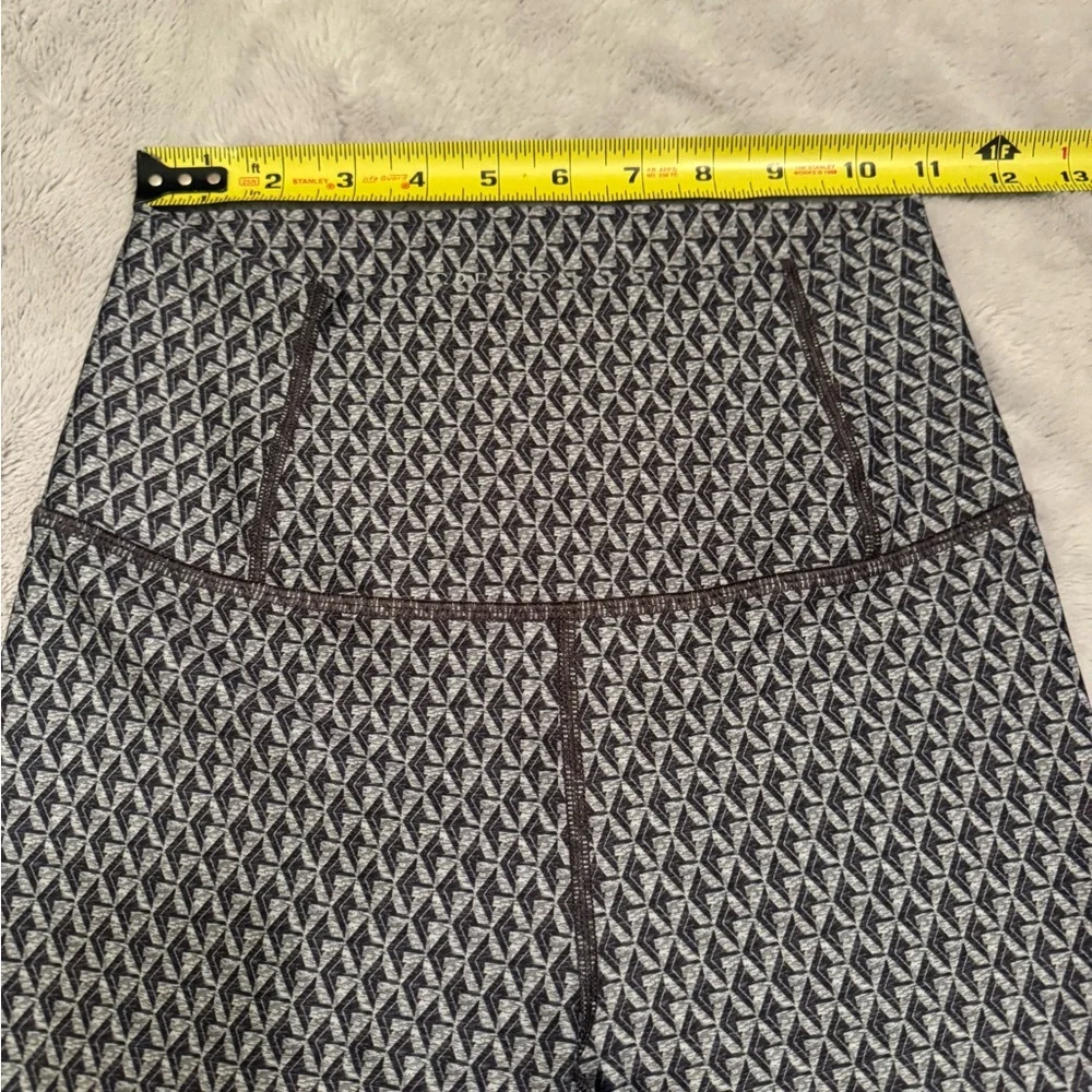 Greyson XS Compression Shorts Geometric Wolf Logo Performance Golf Training Base